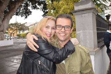 El periodista teldense Gaumet Florido leyó este jueves en el Pleno municipal el Manifiesto Institucional por el Día Internacional de las Mujeres (Foto TA y Francisco J. Santana)